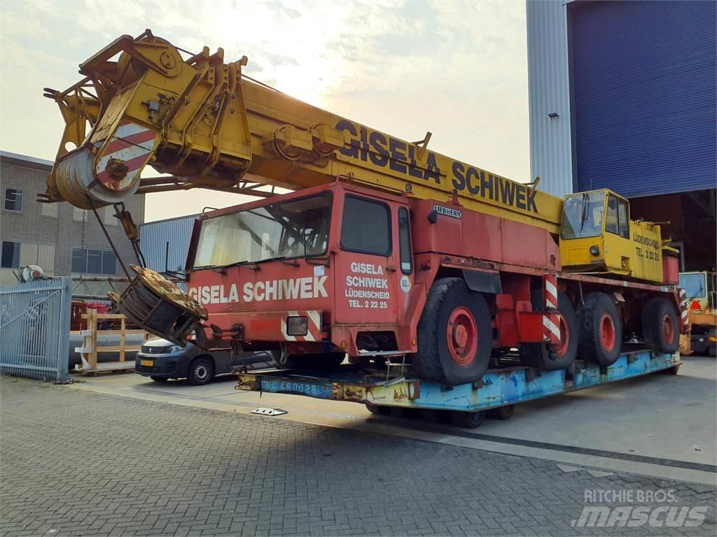 Liebherr LTM 1100 Univerzálne terénne žeriavy