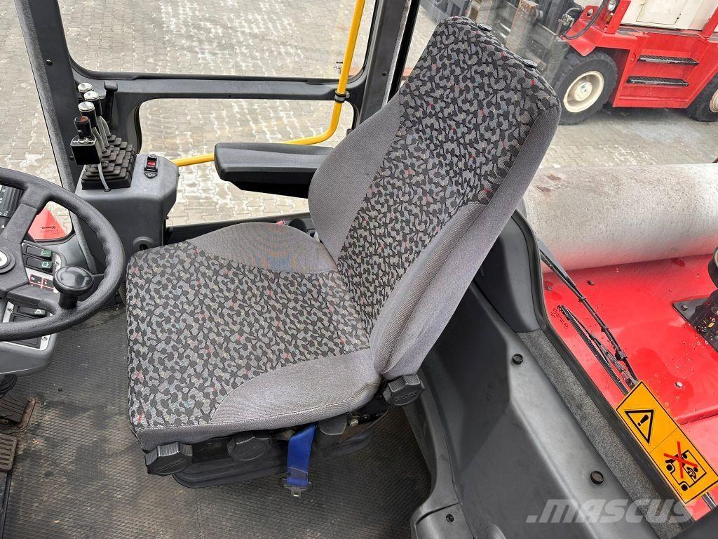 Kalmar DCD250-12LB Dieselové vozíky