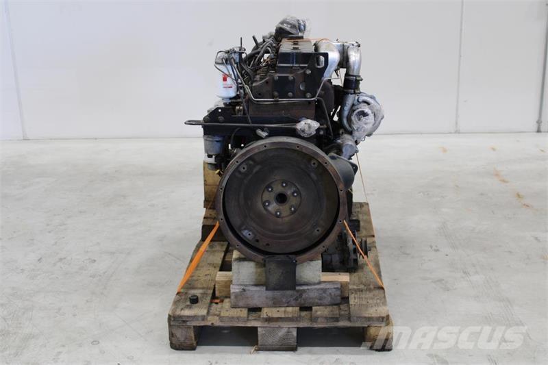 Perkins  Manipulácia s materiálom - ostatné