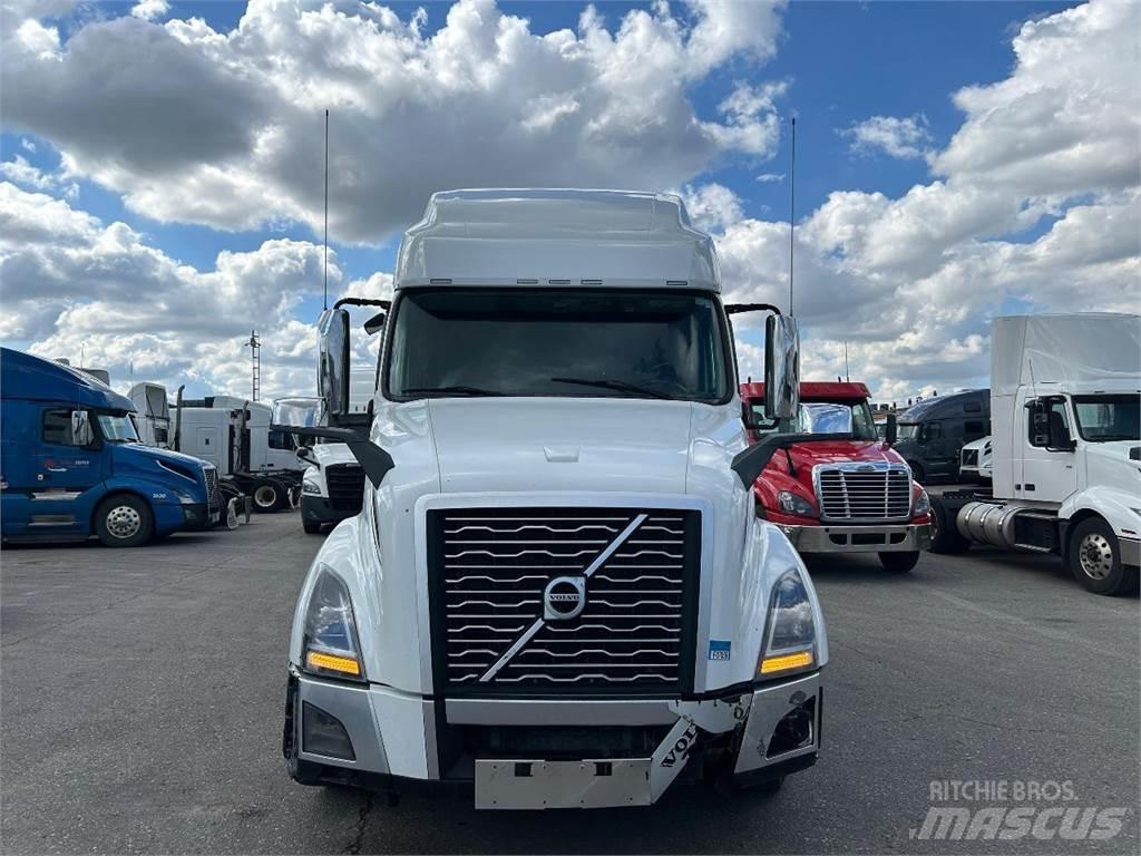 Volvo VNL Ťahače
