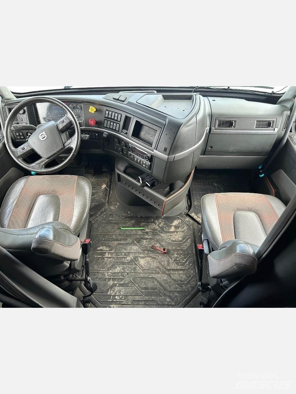 Volvo VNL Ťahače