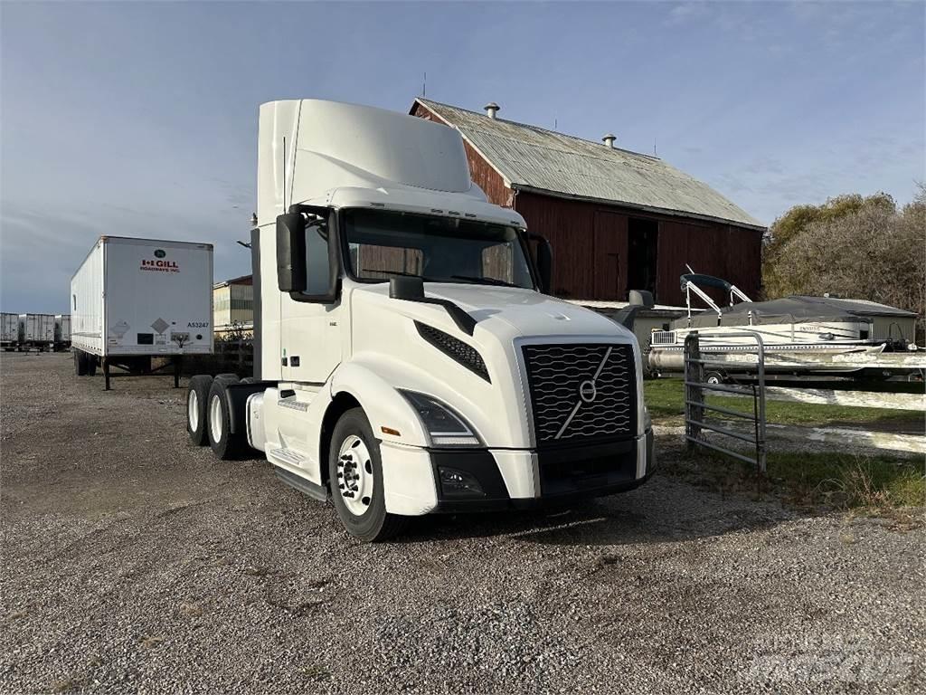 Volvo VNL300 Ťahače