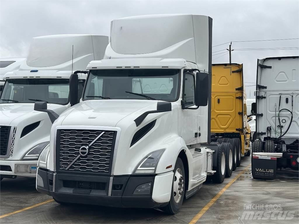 Volvo VNL300 Ťahače