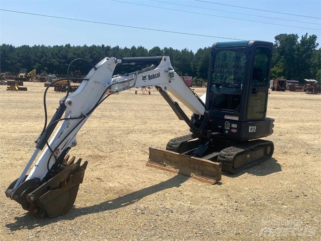 Bobcat E32 Stavebníctvo - ostatné