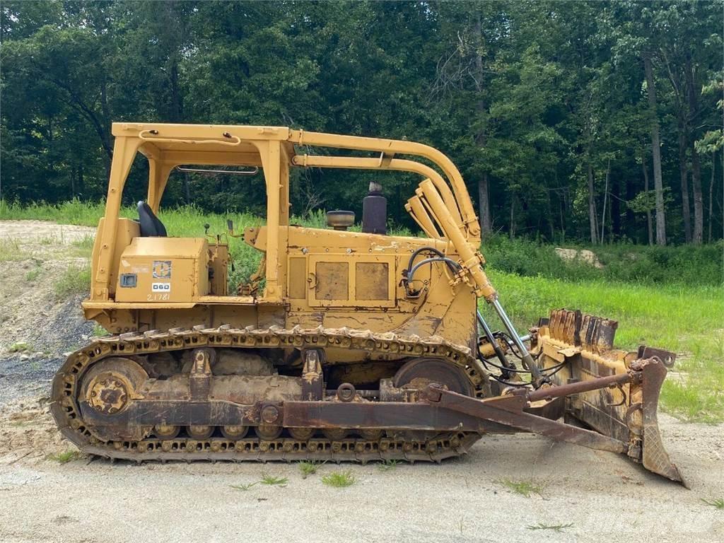 CAT D6D Stavebníctvo - ostatné