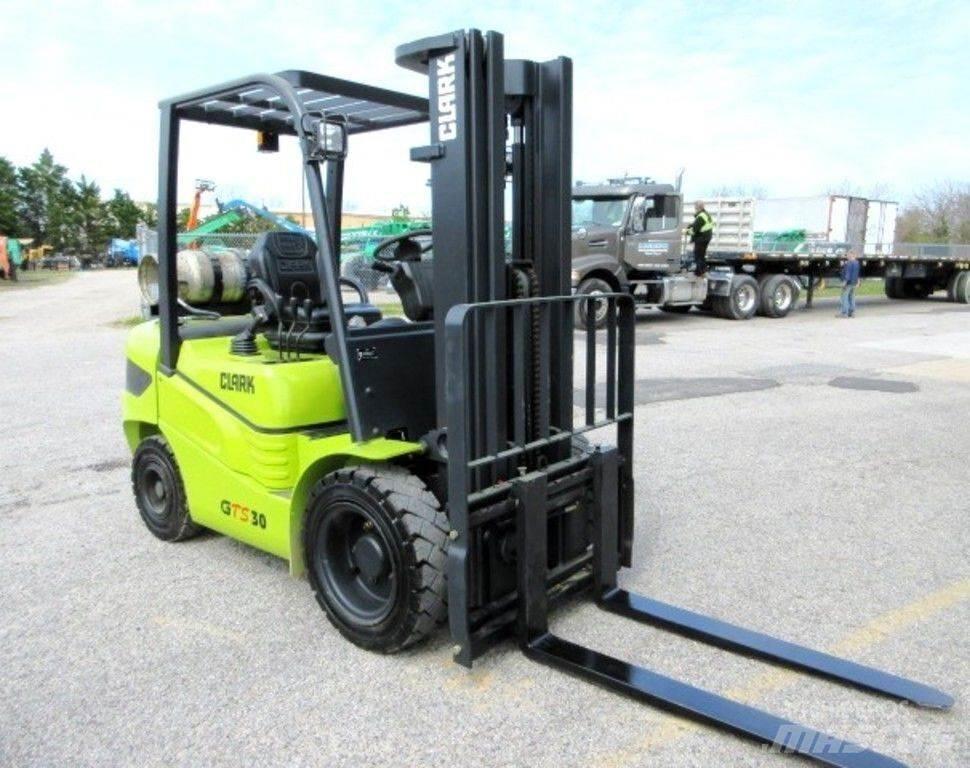 Clark GTS30L Stavebníctvo - ostatné