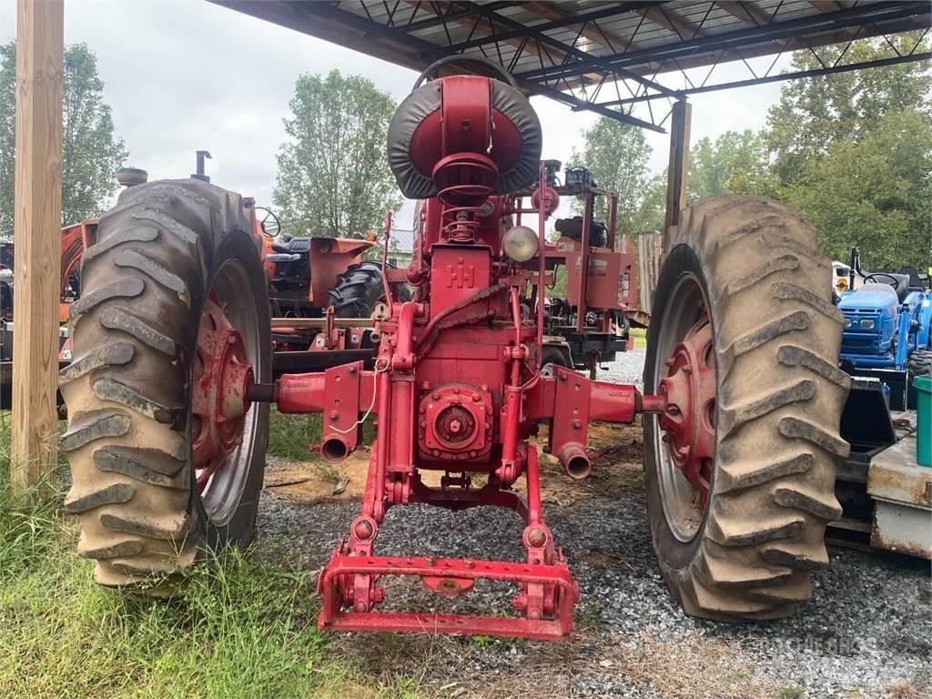 Farmall 400 Stavebníctvo - ostatné