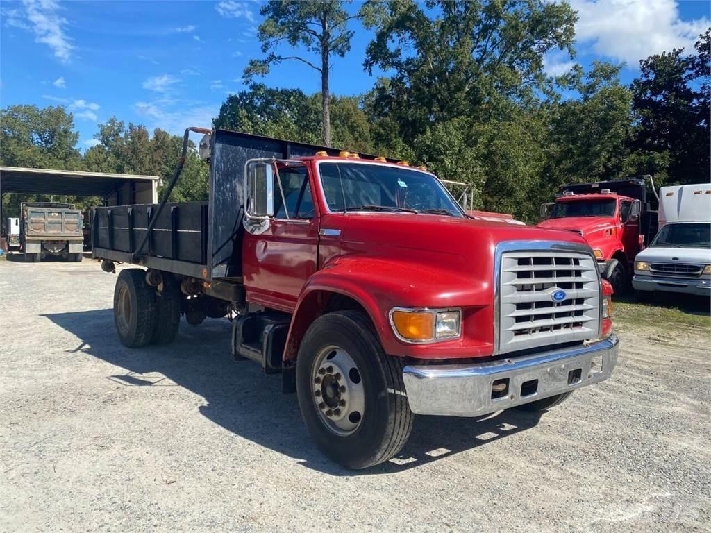 Ford F-700 Stavebníctvo - ostatné