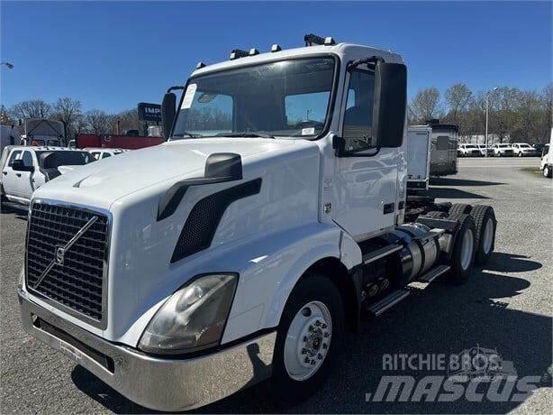 Volvo VNL Stavebníctvo - ostatné