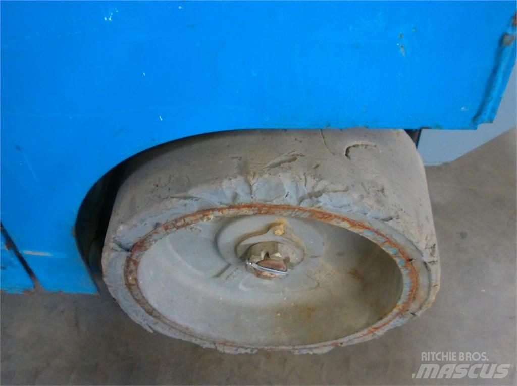 Genie GS1532 Nožnicové zdvíhacie plošiny