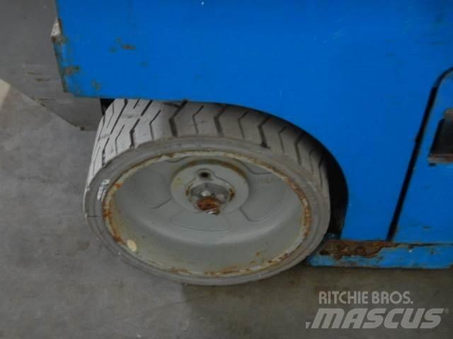 Genie GS1932 Nožnicové zdvíhacie plošiny