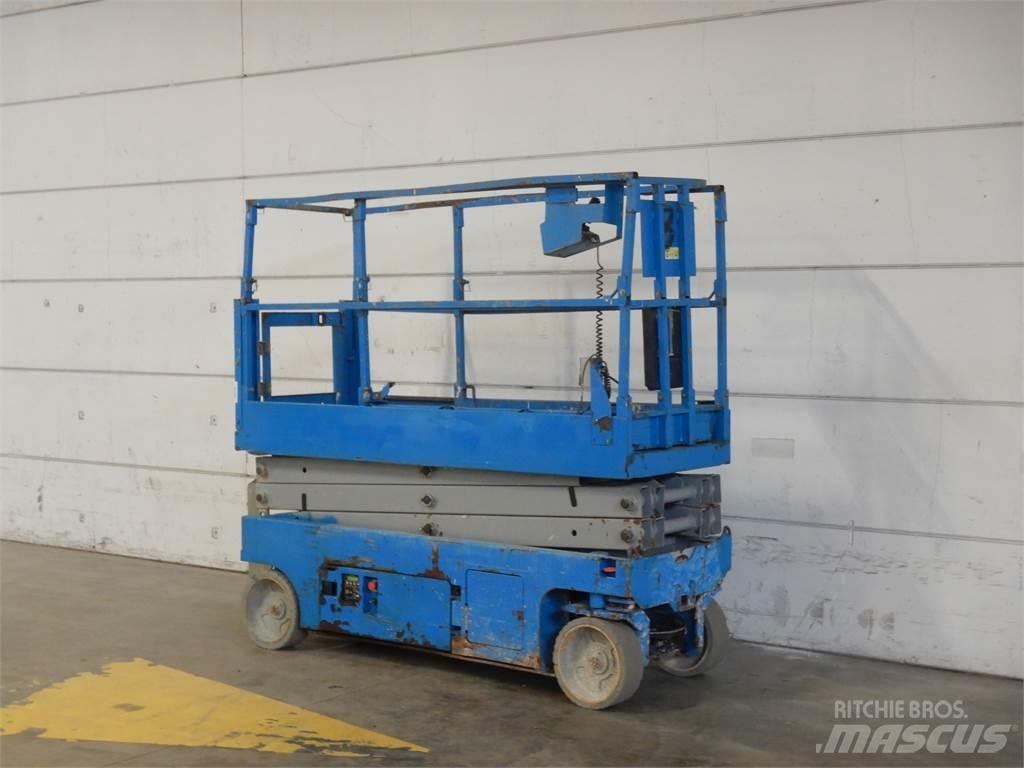 Genie GS2032 Nožnicové zdvíhacie plošiny