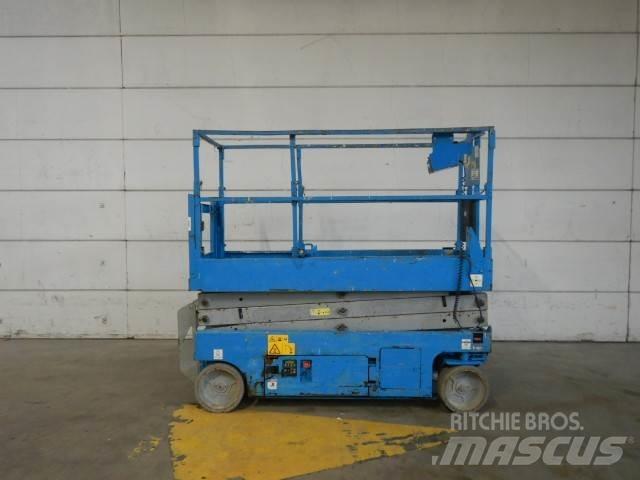 Genie GS2032 Nožnicové zdvíhacie plošiny