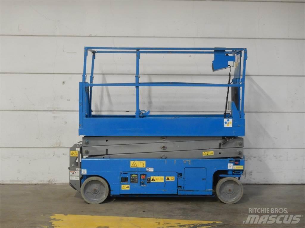 Genie GS2032 Nožnicové zdvíhacie plošiny