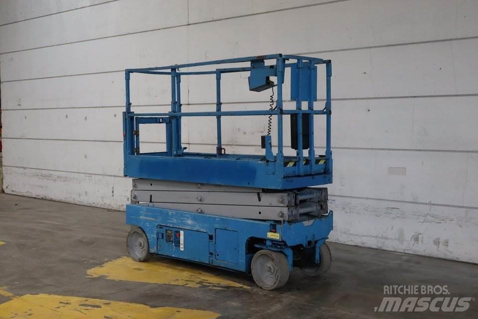 Genie GS2032 Nožnicové zdvíhacie plošiny