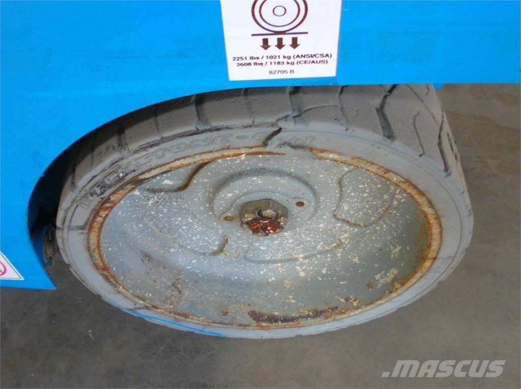 Genie GS3246 Nožnicové zdvíhacie plošiny