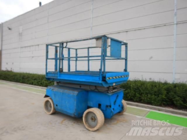 Genie GS3268DC Nožnicové zdvíhacie plošiny