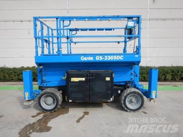 Genie GS3369DC Nožnicové zdvíhacie plošiny