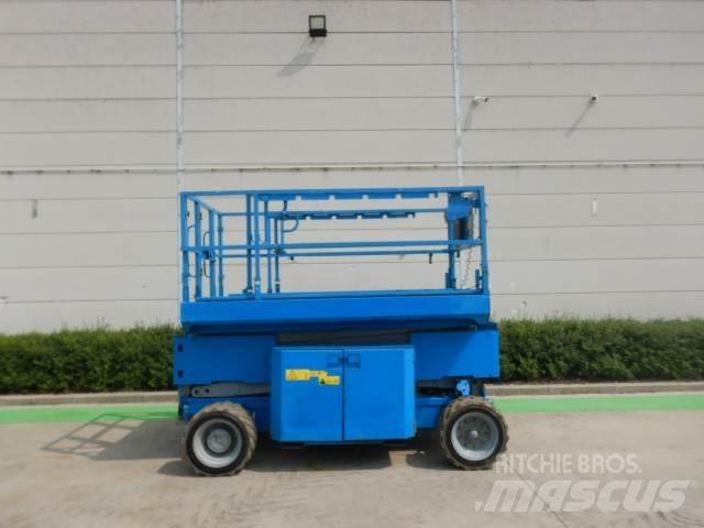 Genie GS3369DC Nožnicové zdvíhacie plošiny
