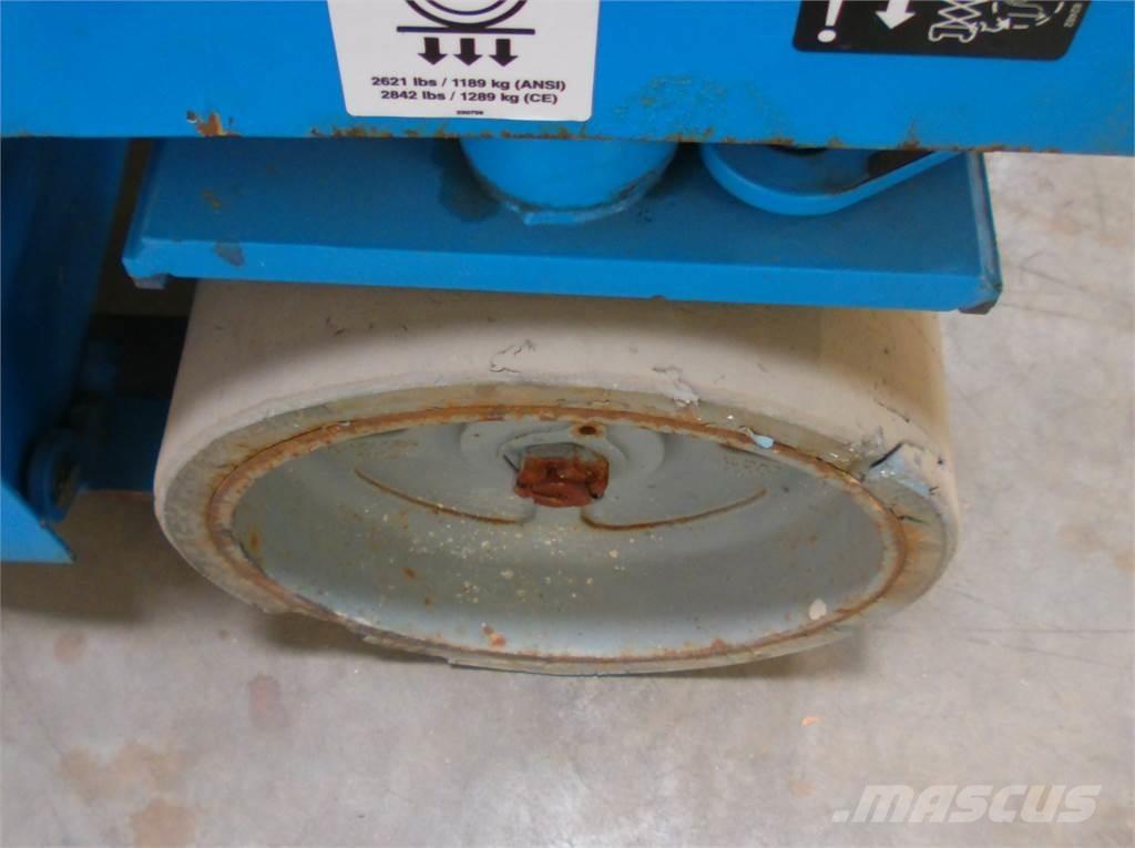 Genie GS4047 Nožnicové zdvíhacie plošiny