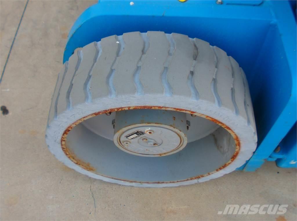 Genie Z30-20NRJ Kĺbové plošiny