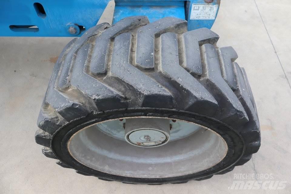 Genie Z51-30JRT Kĺbové plošiny