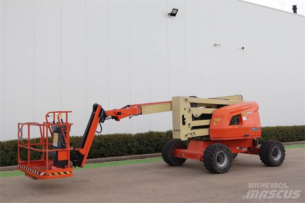 JLG 520AJ Kĺbové plošiny