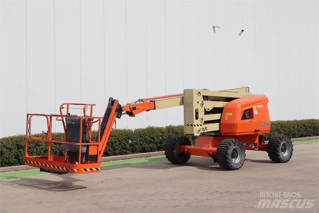 JLG 520AJ Kĺbové plošiny