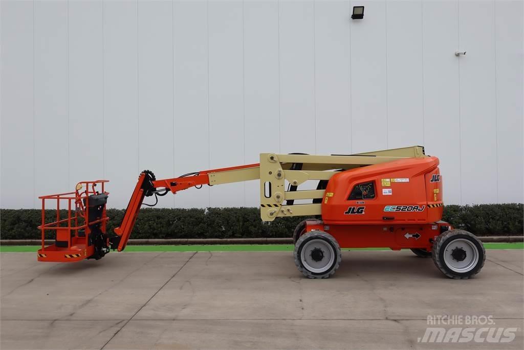 JLG EC 520AJ Kĺbové plošiny