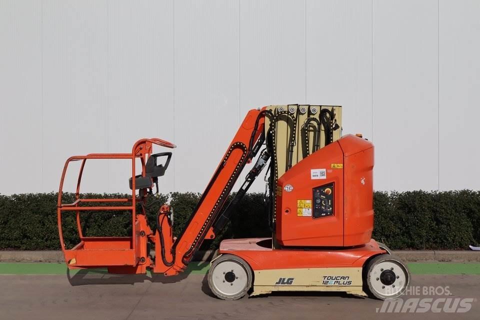 JLG Toucan 12E+ Vertikálne stĺpové výťahy