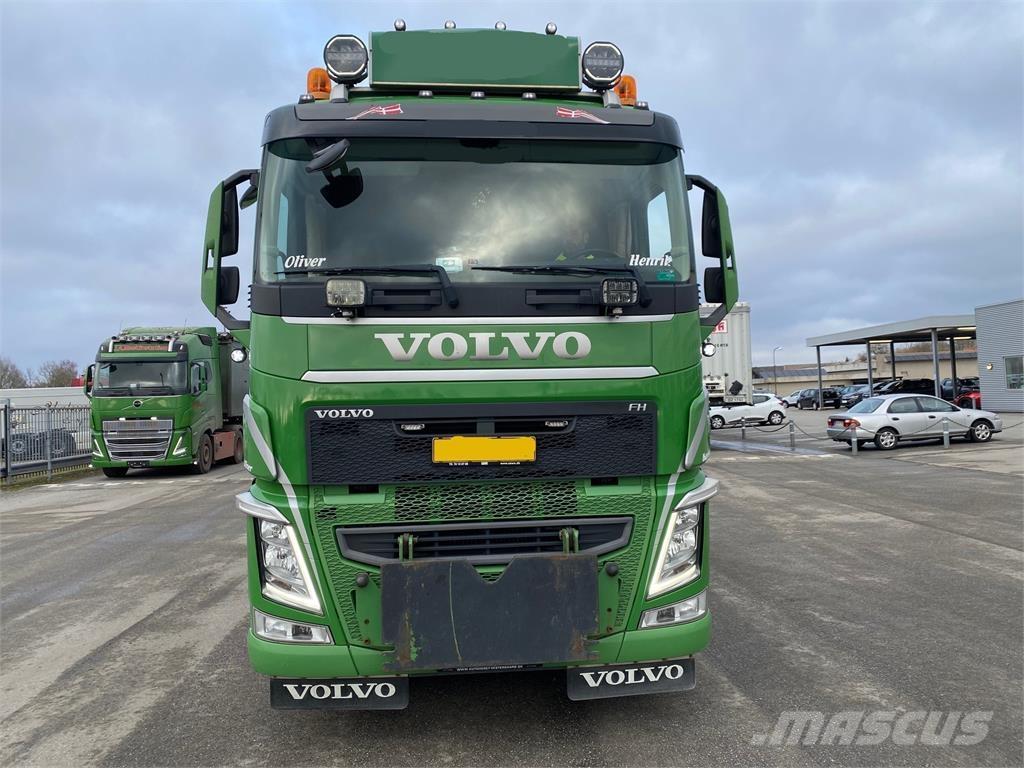 Volvo FH 8x4 Autožeriavy, hydraulické ruky
