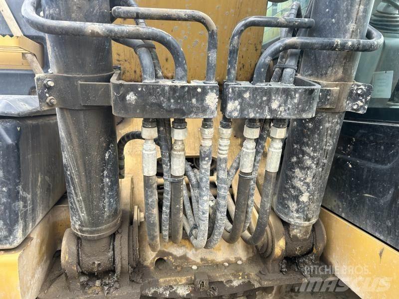 CAT 320EL Pásové rýpadlá