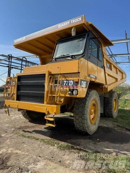 CAT 771D Pevné dempry