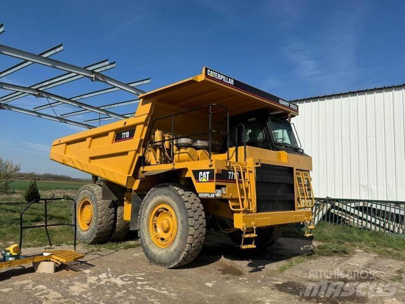 CAT 771D Pevné dempry
