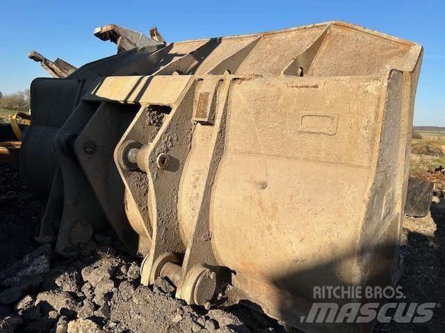 CAT 973D Lopaty
