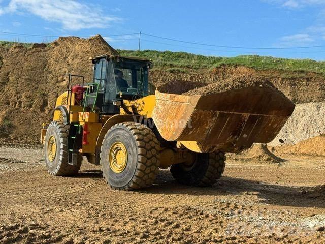 CAT 980M Kolesové nakladače