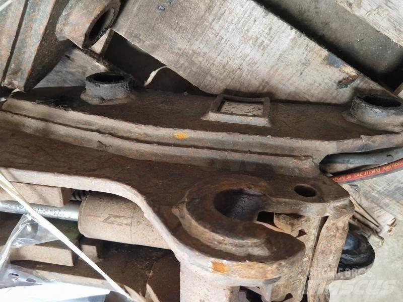 Geith JCB3CX Rýchlospojky