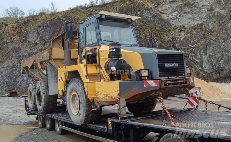 Komatsu HM300-2 Kĺbové nákladné autá