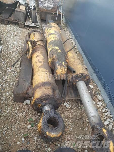 Liebherr A914 Ďalšie komponenty
