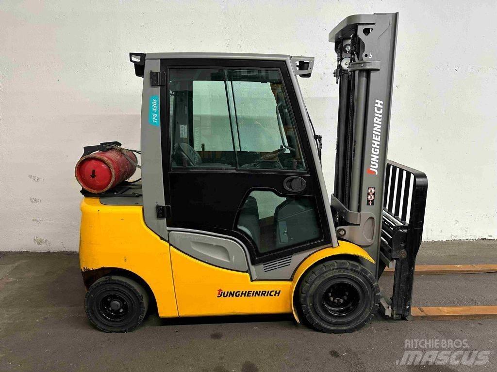 Jungheinrich TFG 430s LPG vozíky