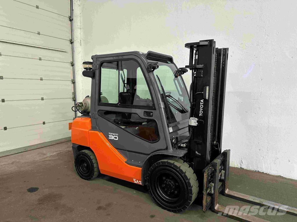 Toyota 02-8FGF30 LPG vozíky