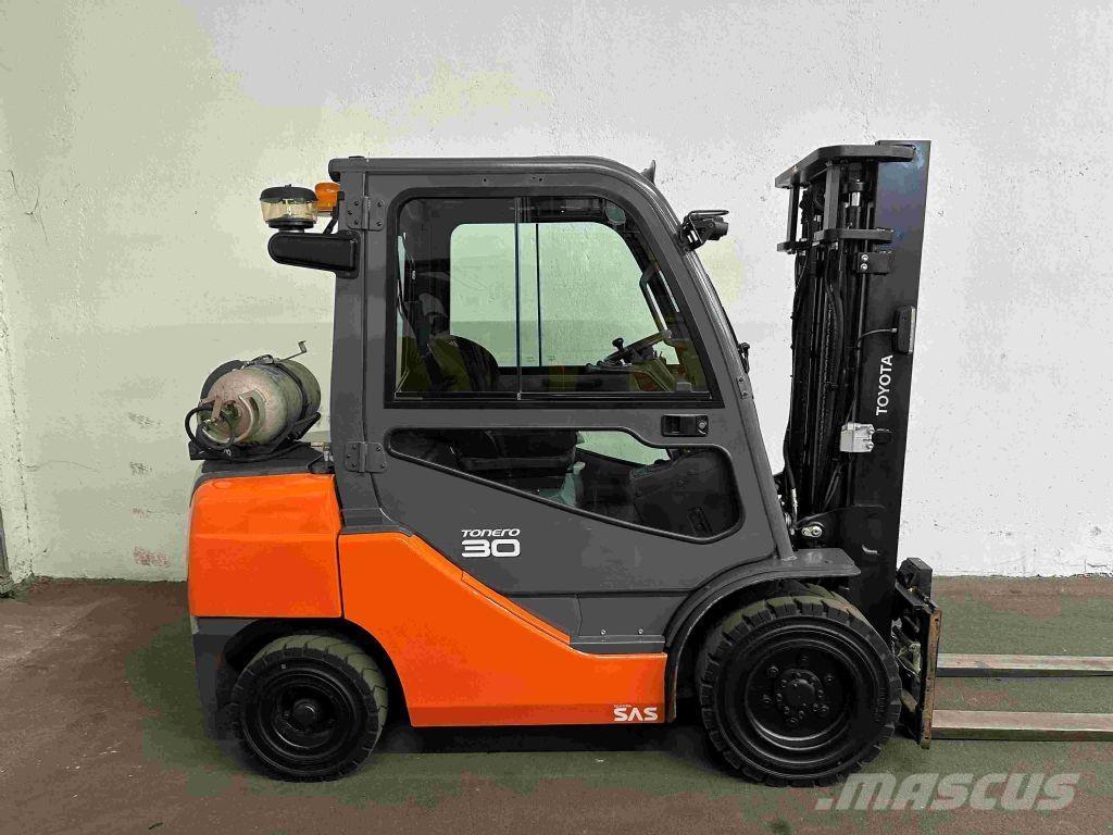 Toyota 02-8FGF30 LPG vozíky