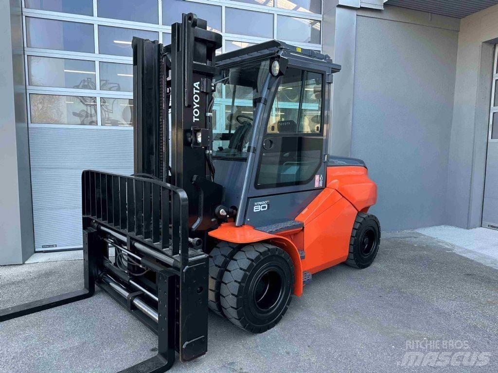 Toyota 9FBH80T Akumulátorové vozíky