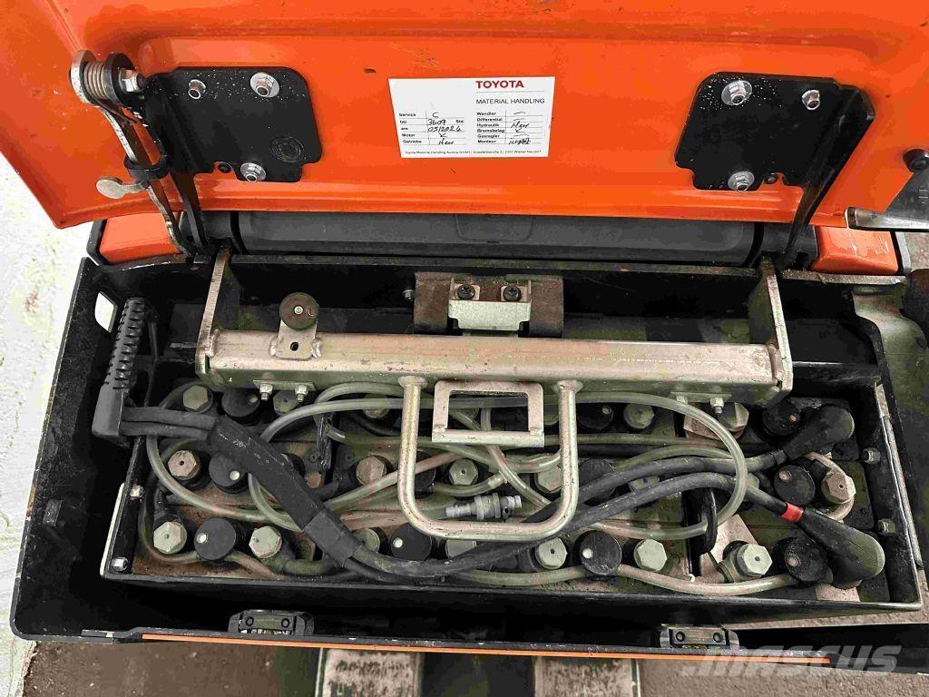 Toyota LPE 200 Nízkozdvižný vozík