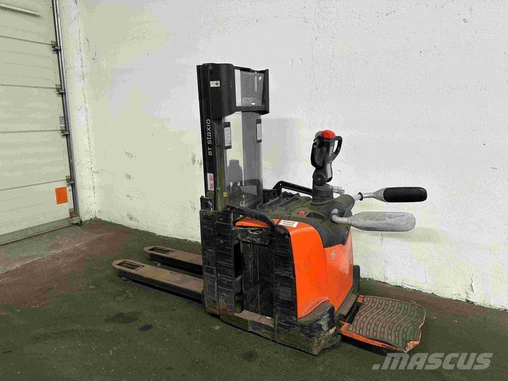 Toyota SPE 200 D Ručne vedené vysokozdvižné vozíky