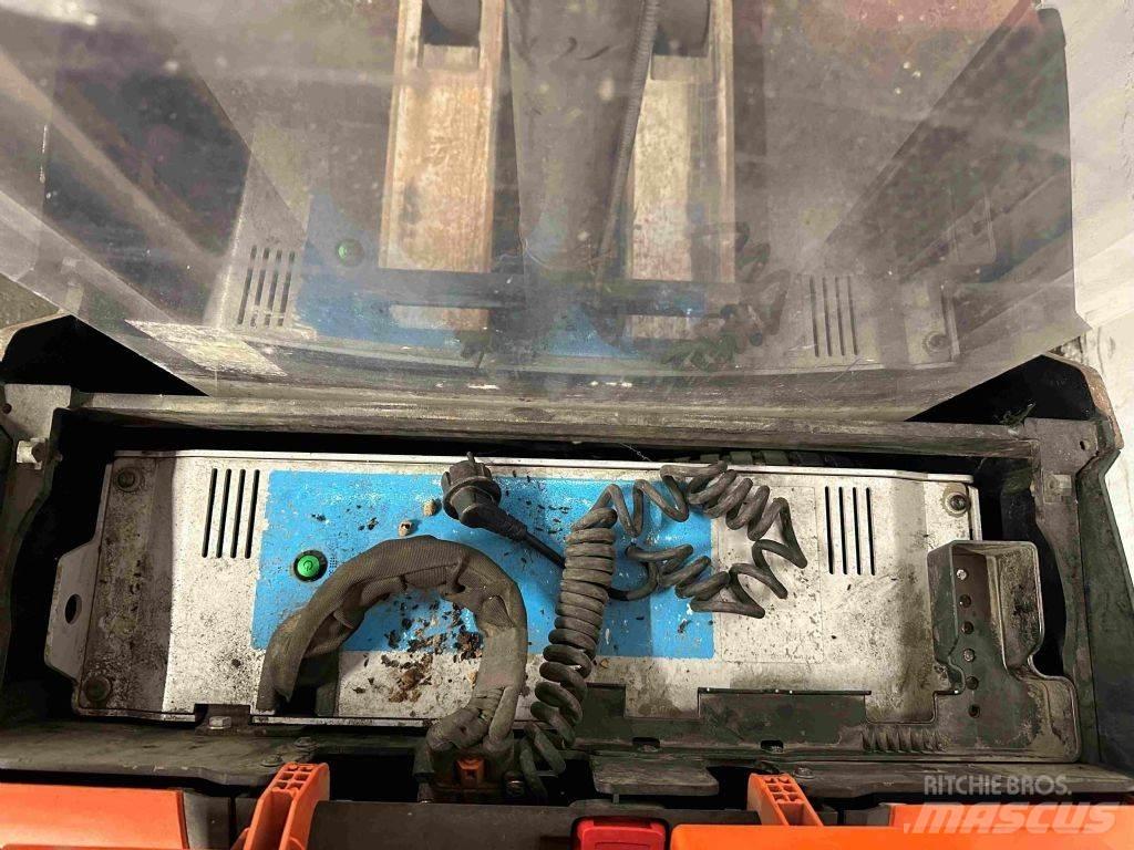 Toyota SWE 120 Ručne vedené vysokozdvižné vozíky