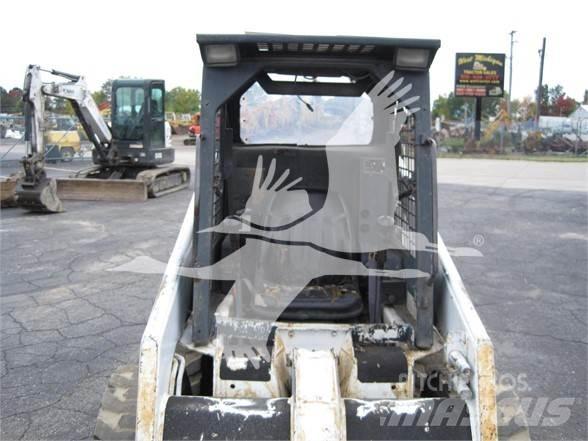 Bobcat 751 Šmykom riadené nakladače