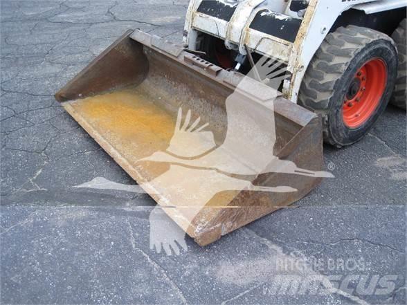 Bobcat 751 Šmykom riadené nakladače