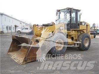 CAT 928H Kolesové nakladače