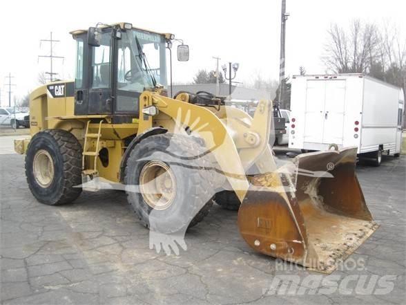 CAT 928H Kolesové nakladače